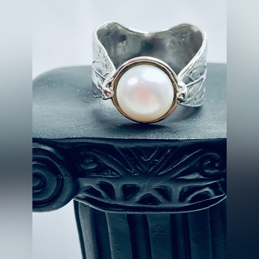 Silpada Freshwater Pearl Silver Band w/Leaf Motif Ring